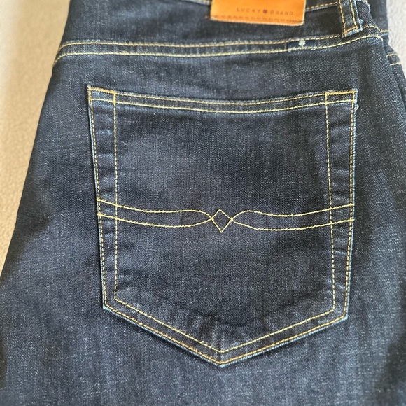 Jeans - Picture 5 of 7